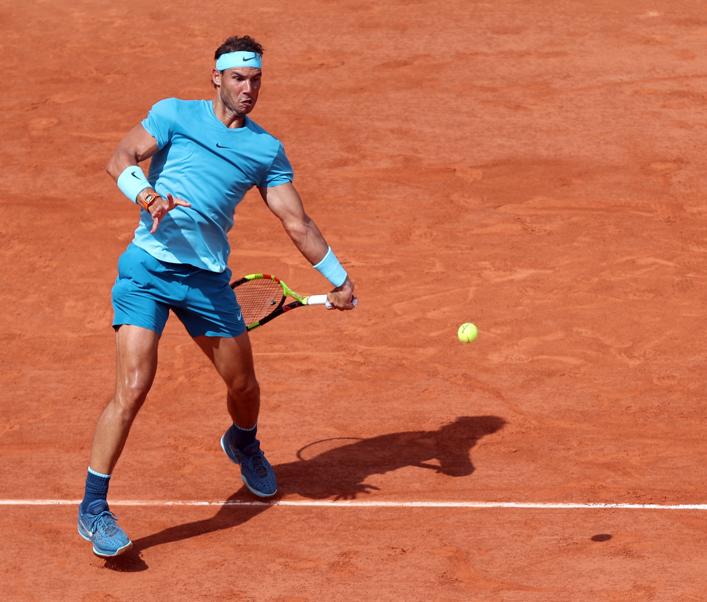 米兰百家乐-世界网球队轻取英国网球队，纳达尔高光表现的简单介绍