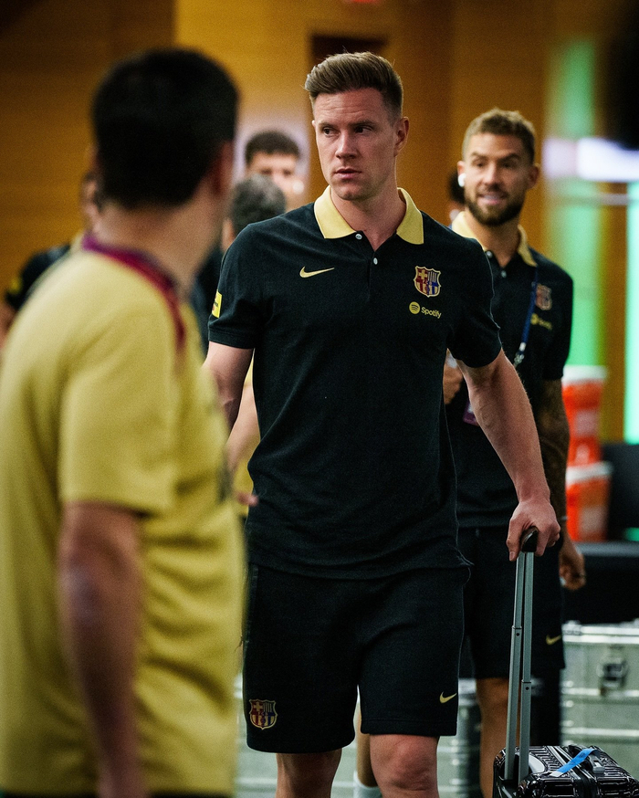 米兰体育官网-切尔西力克丹麦，特尔施特根高光表现