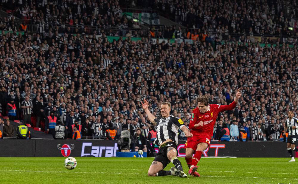 ac米兰下载-利物浦大胜晋级,巴塞罗那遗憾出局的简单介绍