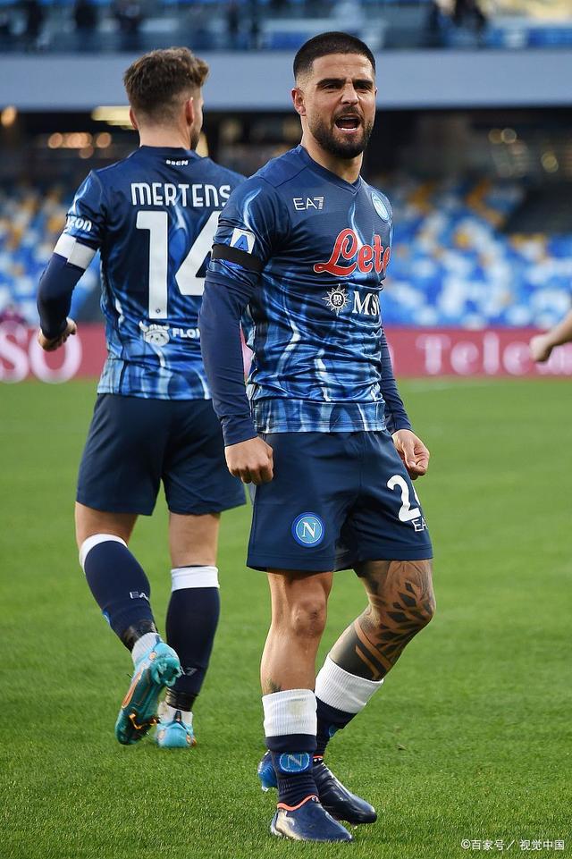 ac米兰体育官网-那不勒斯主场大胜佛罗伦萨，保持不败纪录的简单介绍