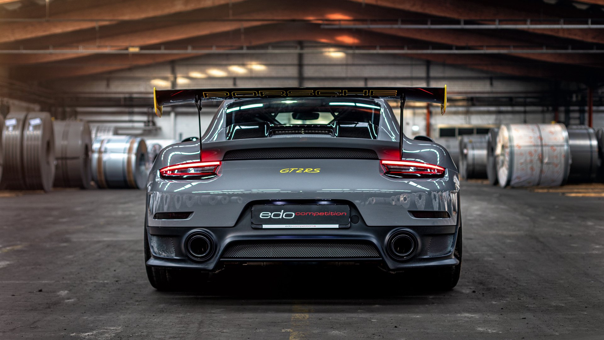 米兰体育-意甲焦点战之夜，詹姆斯完成里程碑