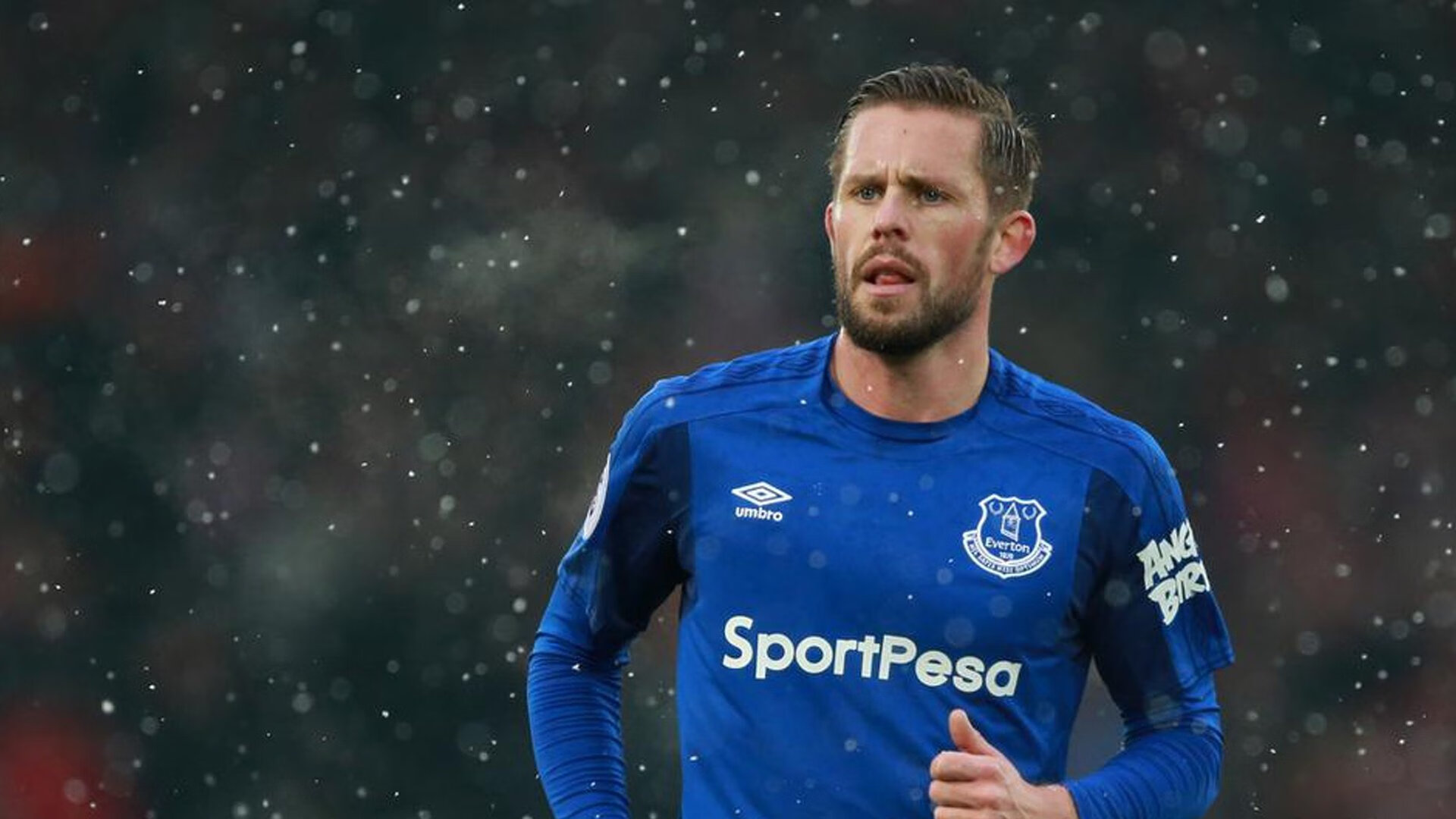 米兰体育下载-欧冠半决赛之夜，杰伦·格林如何以孤星之姿主宰比赛走向